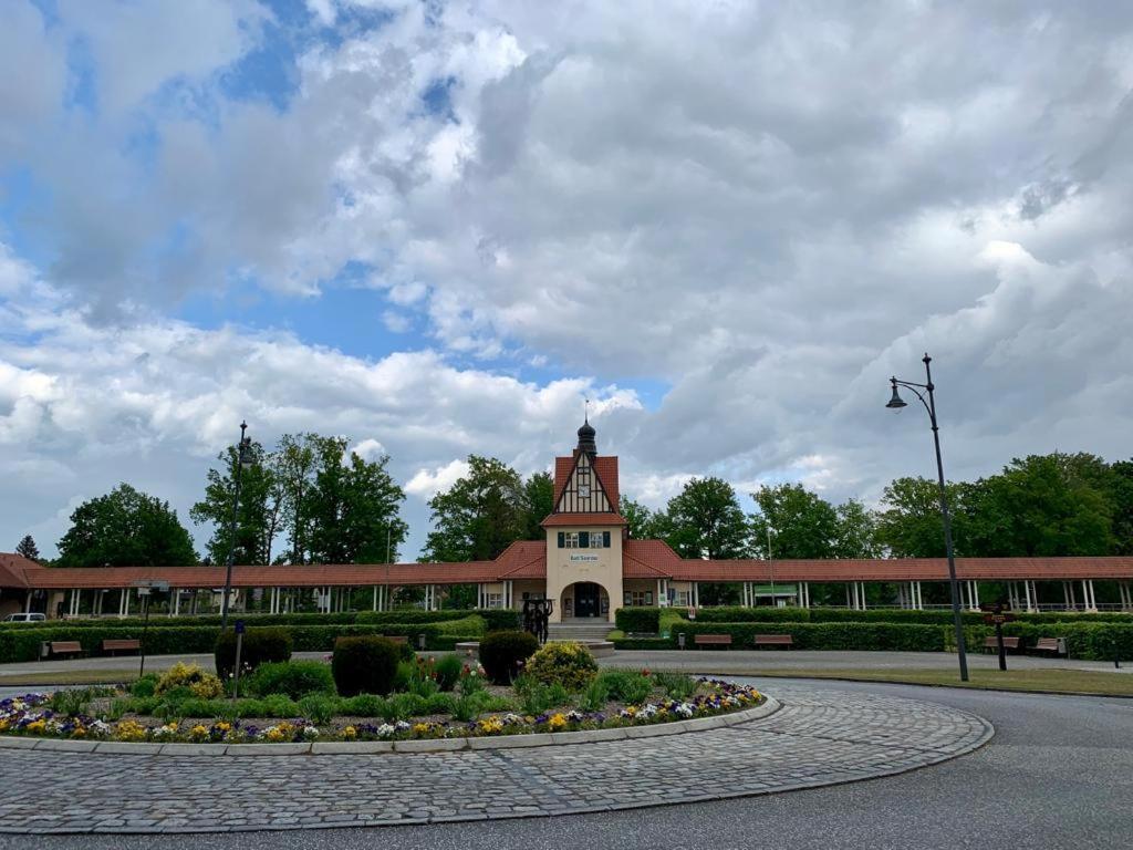Neue Stillvolle Wohnung Im Steinbach Palais, Ideale Lage Bad Saarow Esterno foto